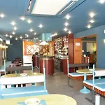 Hotel Carol 3*